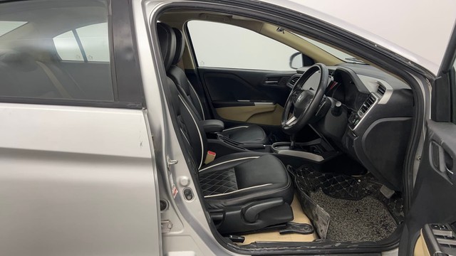 Second-hand 2016 Honda City VX MT for sale in Pune-15