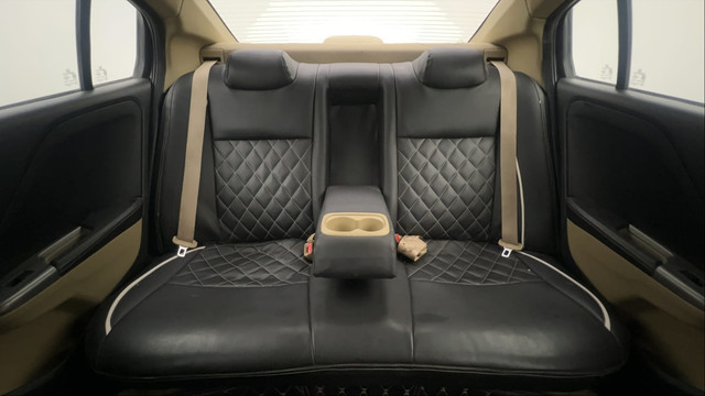 Second-hand 2016 Honda City VX MT for sale in Pune-27