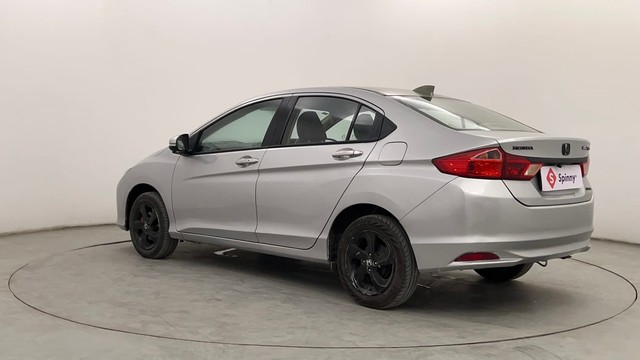 Second-hand 2016 Honda City VX MT for sale in Pune-5