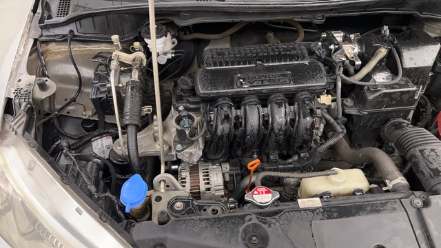 Second-hand 2016 Honda City VX MT for sale in Pune-28