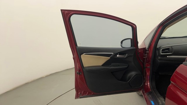 Second-hand 2020 Honda Jazz ZX for sale in Pune-27