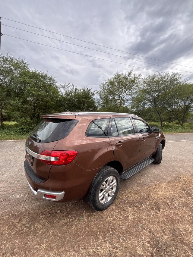 Second-hand 2016 Ford Endeavour 2.2 Trend AT 4X2 for sale in Indore-4
