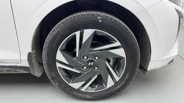 Second-hand 2024 Hyundai i20 Sportz 1.2 for sale in Sonipat-17