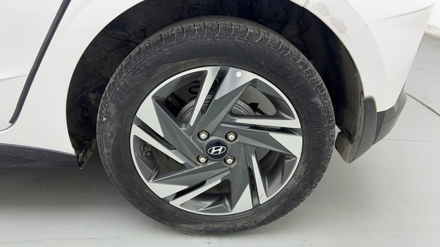 Second-hand 2024 Hyundai i20 Sportz 1.2 for sale in Sonipat-19