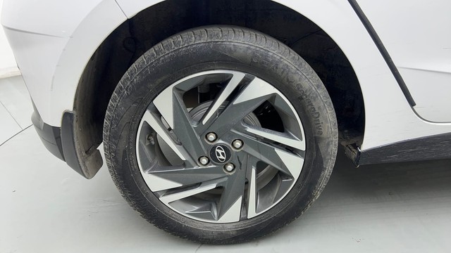 Second-hand 2024 Hyundai i20 Sportz 1.2 for sale in Sonipat-18