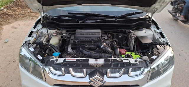 Second-hand 2017 Maruti Vitara Brezza ZDi for sale in Varanasi-5