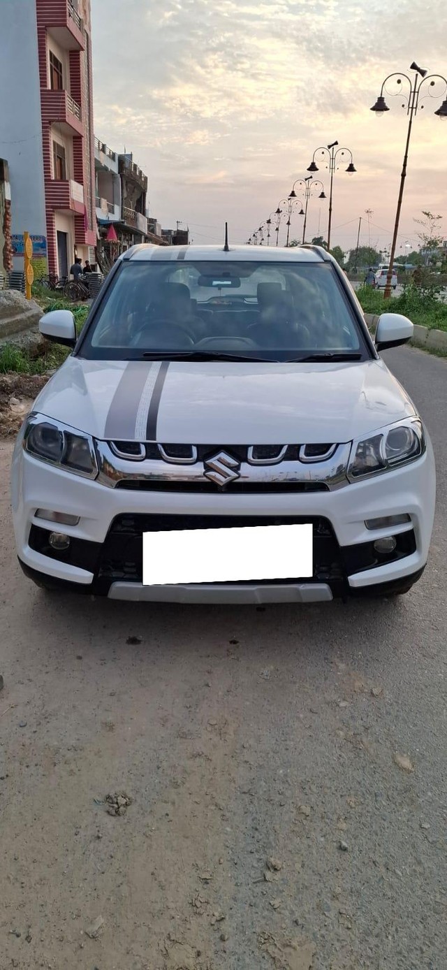 Second-hand 2017 Maruti Vitara Brezza ZDi for sale in Varanasi-4