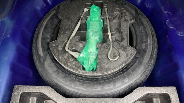 Second-hand 2019 Maruti Ciaz 1.4 AT Alpha for sale in Kolkata-21