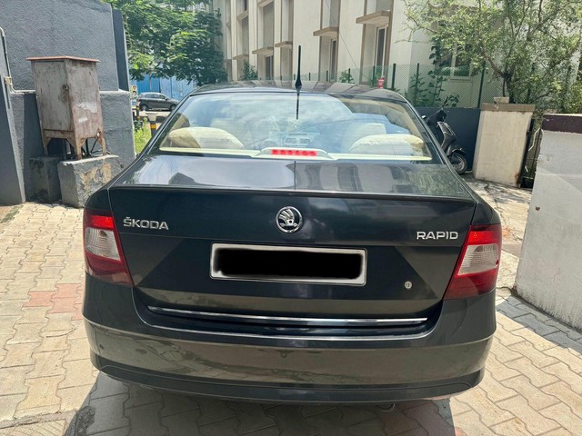 Second-hand 2017 Skoda Rapid 1.5 TDI AT Style BSIV for sale in Chennai-2