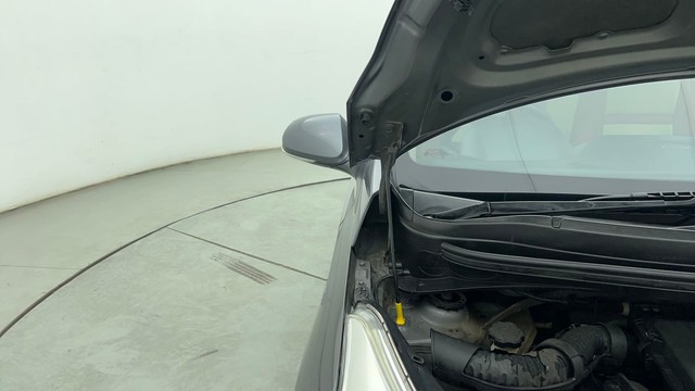 Second-hand 2016 Hyundai Grand i10 AT Asta for sale in Chennai-32