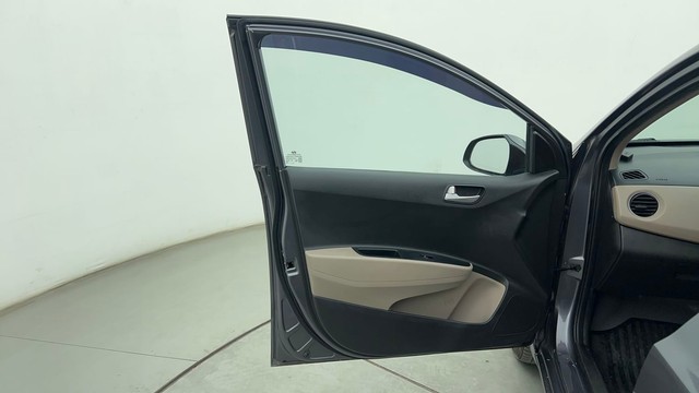 Second-hand 2016 Hyundai Grand i10 AT Asta for sale in Chennai-29