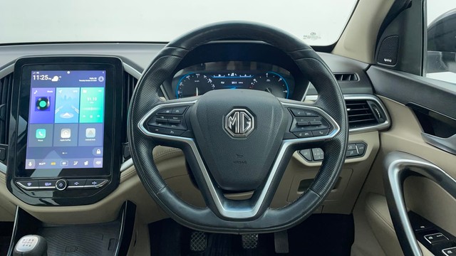 Second-hand 2022 MG Hector Sharp Diesel Dualtone for sale in Chennai-36