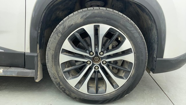 Second-hand 2022 MG Hector Sharp Diesel Dualtone for sale in Chennai-17