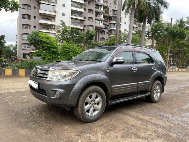 Second-hand 2010 Toyota Fortuner 3.0 Diesel for sale in Mumbai-4