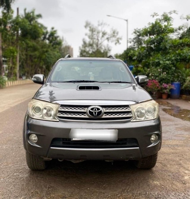 Second-hand 2010 Toyota Fortuner 3.0 Diesel for sale in Mumbai-0
