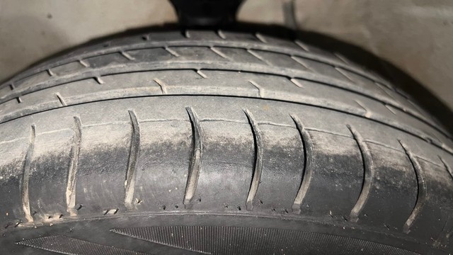 Second-hand 2015 Maruti Alto K10 VXI for sale in Chandigarh-33