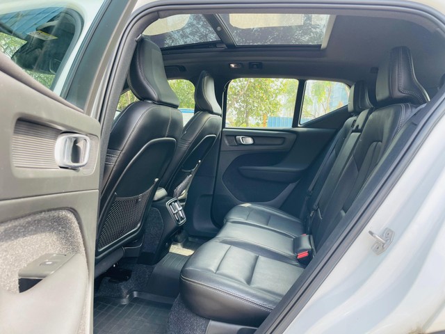 Second-hand 2020 Volvo XC40 T4 R-Design BSIV for sale in Mumbai-7