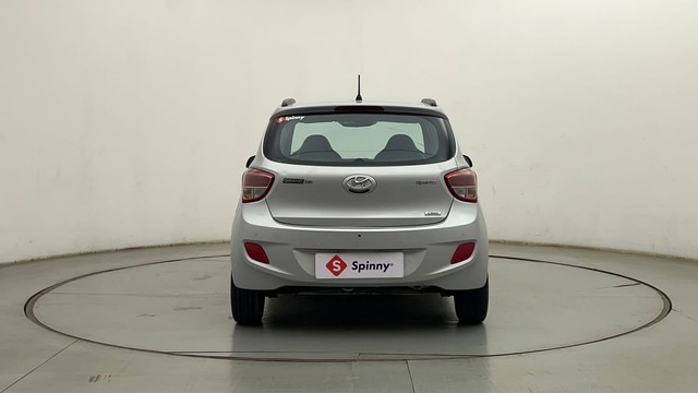 Second-hand 2014 Hyundai Grand i10 Sportz for sale in Mumbai-4