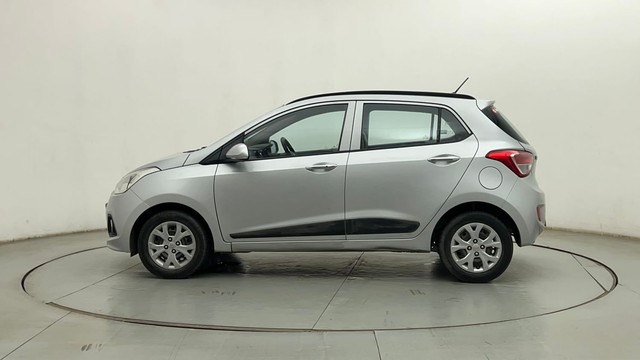 Second-hand 2014 Hyundai Grand i10 Sportz for sale in Mumbai-6