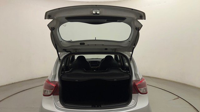 Second-hand 2014 Hyundai Grand i10 Sportz for sale in Mumbai-36