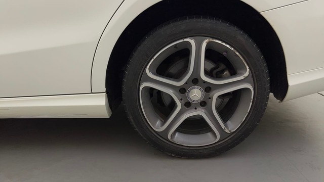 Second-hand 2015 Mercedes-Benz CLA 200 Sport Edition for sale in Bangalore-19