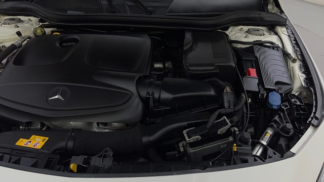 Second-hand 2015 Mercedes-Benz CLA 200 Sport Edition for sale in Bangalore-37