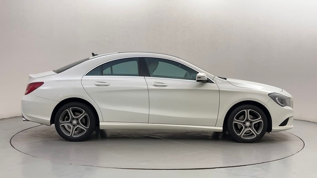 Second-hand 2015 Mercedes-Benz CLA 200 Sport Edition for sale in Bangalore-2
