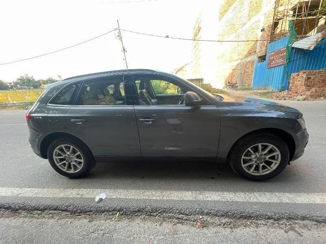 Second-hand 2015 Audi Q5 3.0 TDI Quattro Technology for sale in New Delhi-2