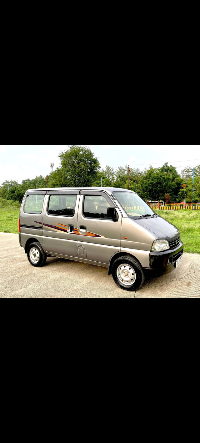 Second-hand 2018 Maruti Eeco 5 Seater AC BSIV for sale in Indore