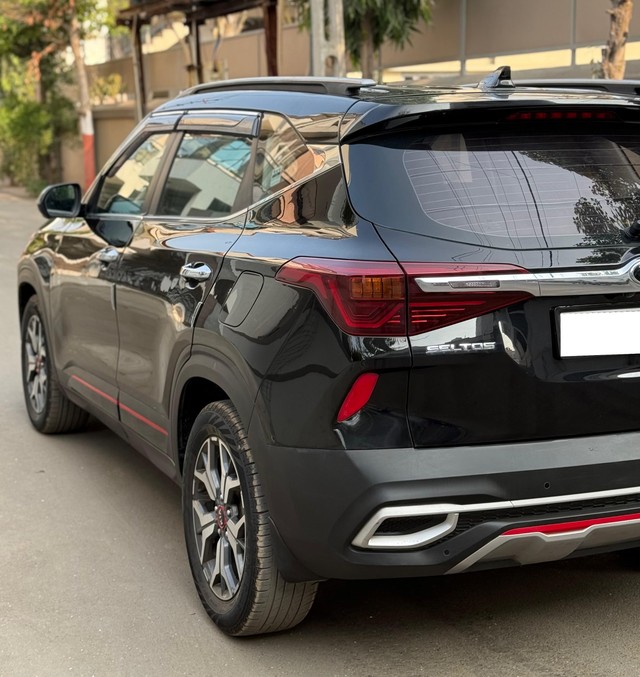 Second-hand 2021 Kia Seltos GTX Plus Diesel AT for sale in Rajkot-8