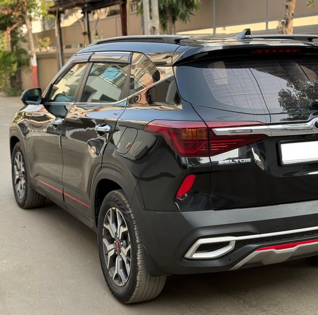 Second-hand 2021 Kia Seltos GTX Plus Diesel AT for sale in Rajkot-10
