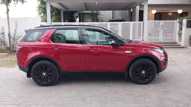 Land Rover Discovery HSE 2.0 SD4 Second-hand 2017 Land Rover Discovery HSE 2.0 SD4 for sale in Coimbatore-1