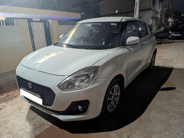 Second-hand 2018 Maruti Swift ZXI for sale in East Godavari