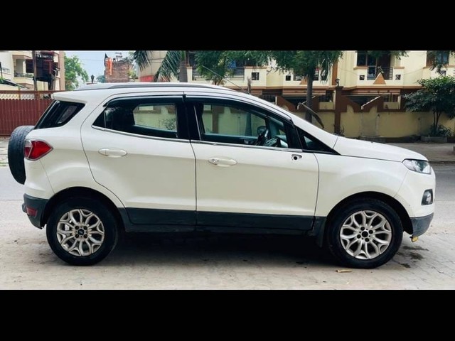 Second-hand 2015 Ford Ecosport 1.5 DV5 MT Ambiente for sale in Kanpur-1
