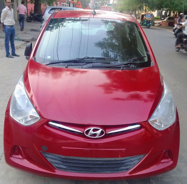 Second-hand 2016 Hyundai EON Era Plus for sale in Kanpur-2