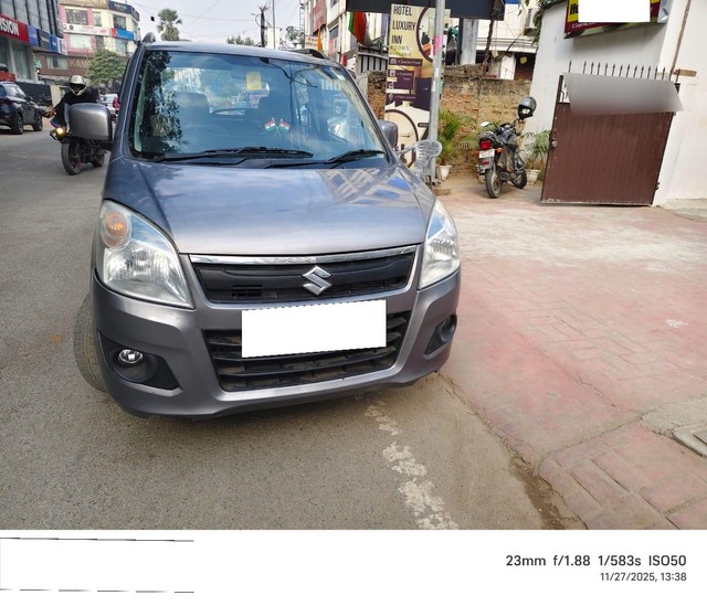 Second-hand 2014 Maruti Suzuki Wagon R Stingray VXI for sale in Allahabad-5