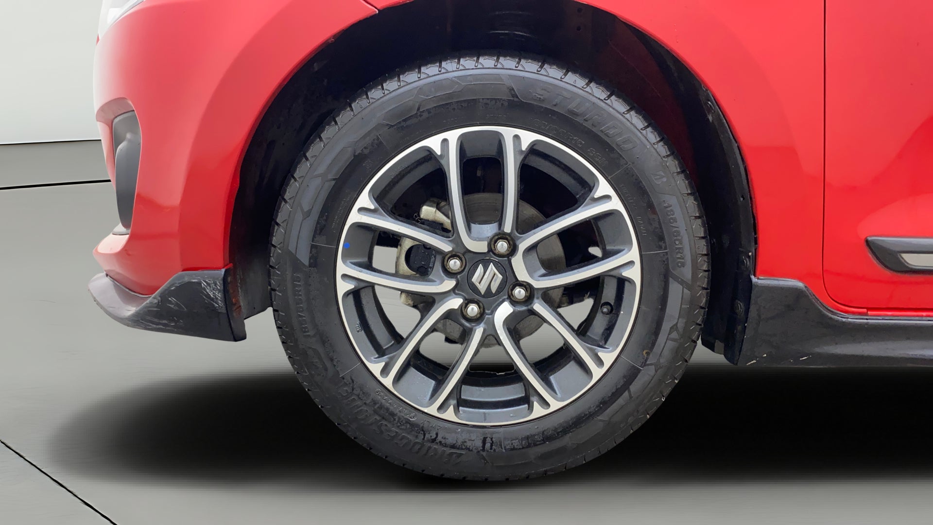 Buy Used Maruti Swift ZXI Plus AMT of 2019 model @ 5,79,923 INR in