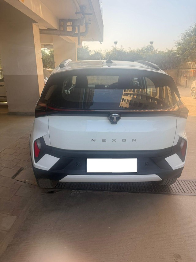 Second-hand 2024 Tata Nexon Creative for sale in Gwalior-3