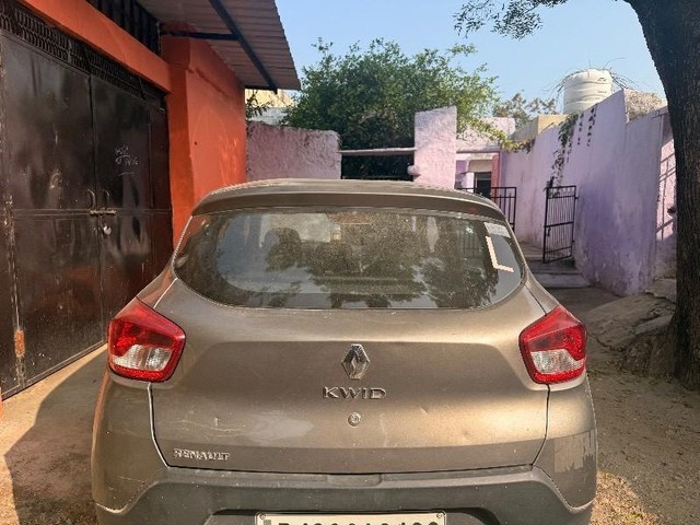 Second-hand 2017 Renault KWID 1.0 RXT for sale in Nathdwara-4