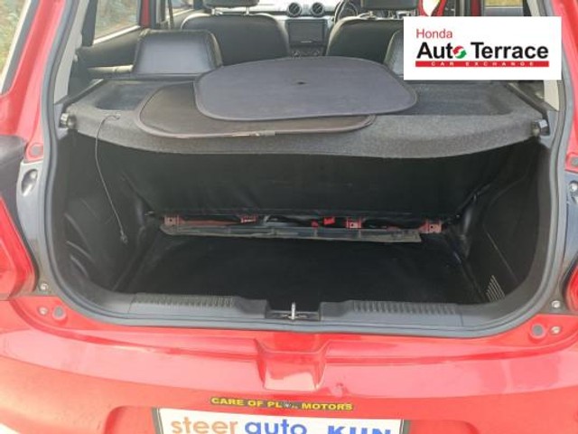 Second-hand 2018 Maruti Swift VXI for sale in Thanjavur-18