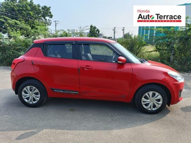 Second-hand 2018 Maruti Swift VXI for sale in Thanjavur-6
