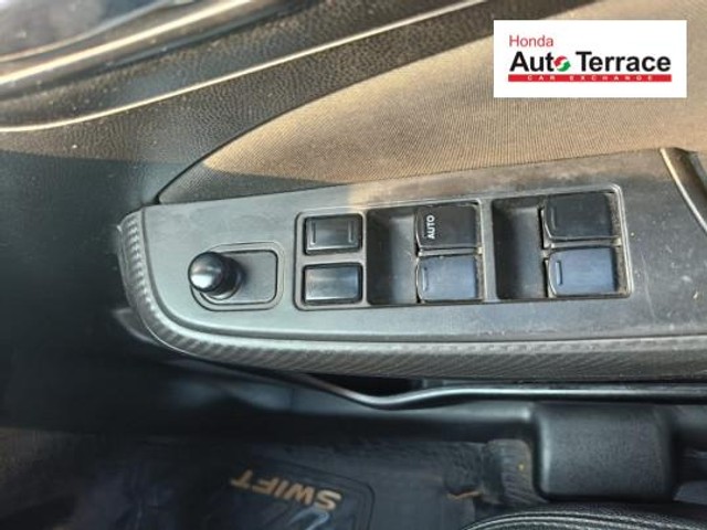 Second-hand 2018 Maruti Swift VXI for sale in Thanjavur-11