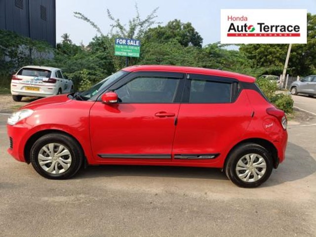 Second-hand 2018 Maruti Swift VXI for sale in Thanjavur-5