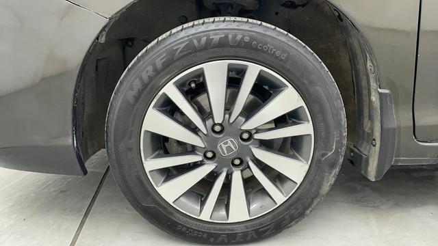 Second-hand 2023 Honda City V for sale in Chennai-20