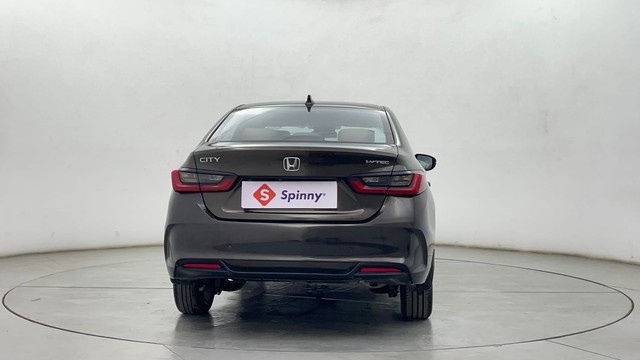 Second-hand 2023 Honda City V for sale in Chennai-4