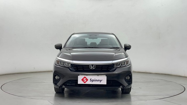 Second-hand 2023 Honda City V for sale in Chennai-7