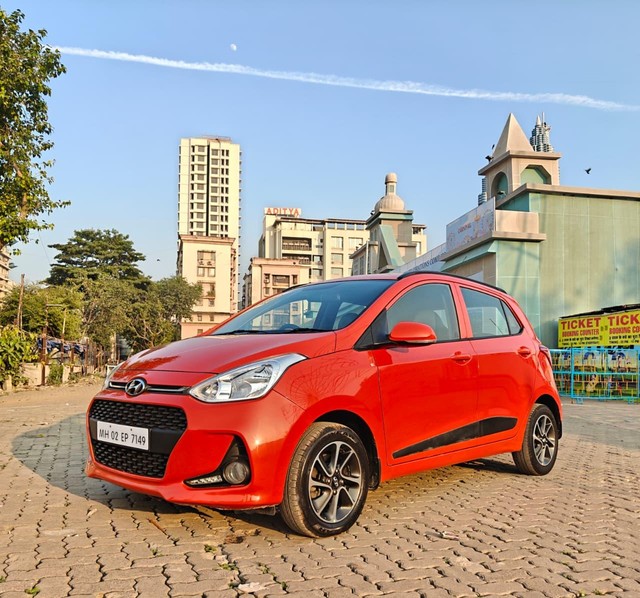 Second-hand 2017 Hyundai i10 Sportz 1.1L for sale in Mumbai-8