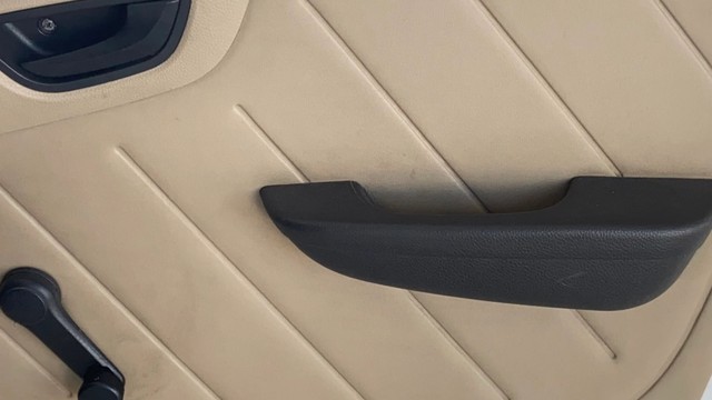 Second-hand 2013 Hyundai EON Magna Plus for sale in Coimbatore-17