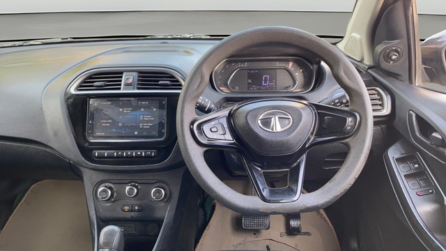 Second-hand 2022 Tata Tiago NRG XZA AMT BSVI for sale in Patna-22