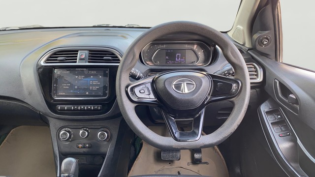 Second-hand 2022 Tata Tiago NRG XZA AMT BSVI for sale in Patna-12